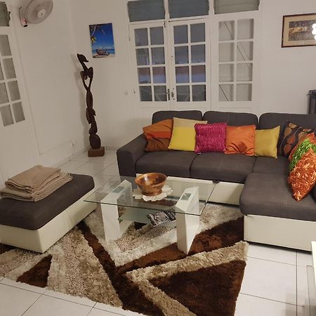 Villa Iguanina120M2-Wifi-300M Plage-4 Pers Le Gosier  Exterior photo