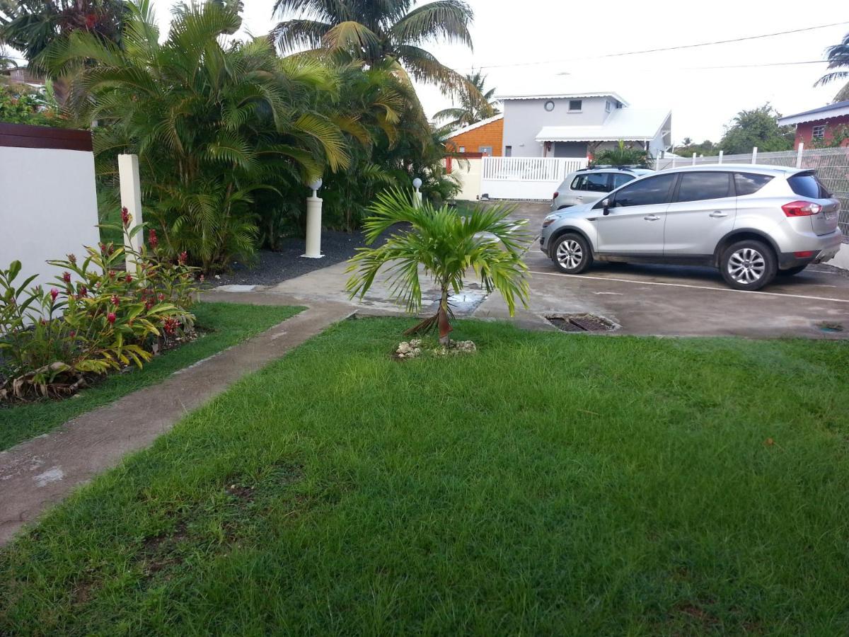 Villa Iguanina120M2-Wifi-300M Plage-4 Pers Le Gosier  Exterior photo