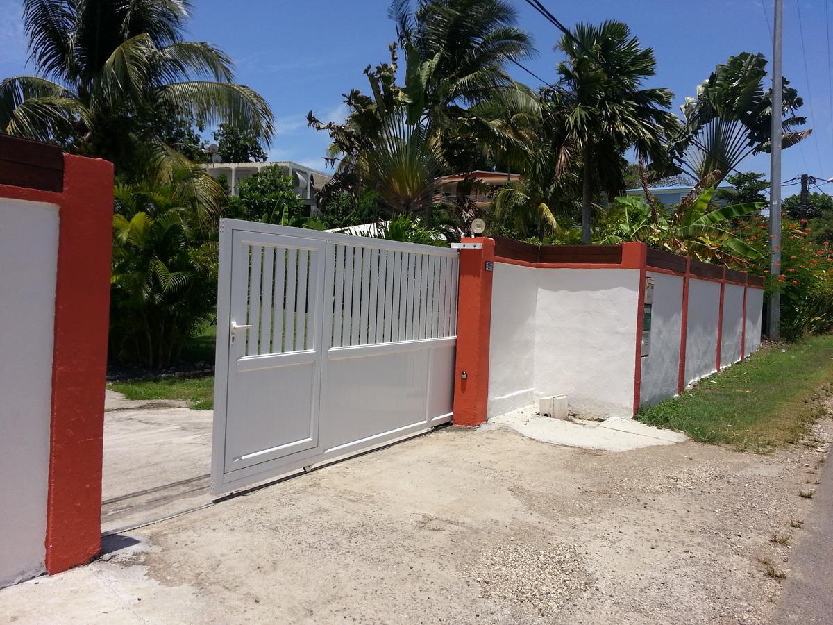 Villa Iguanina120M2-Wifi-300M Plage-4 Pers Le Gosier  Exterior photo
